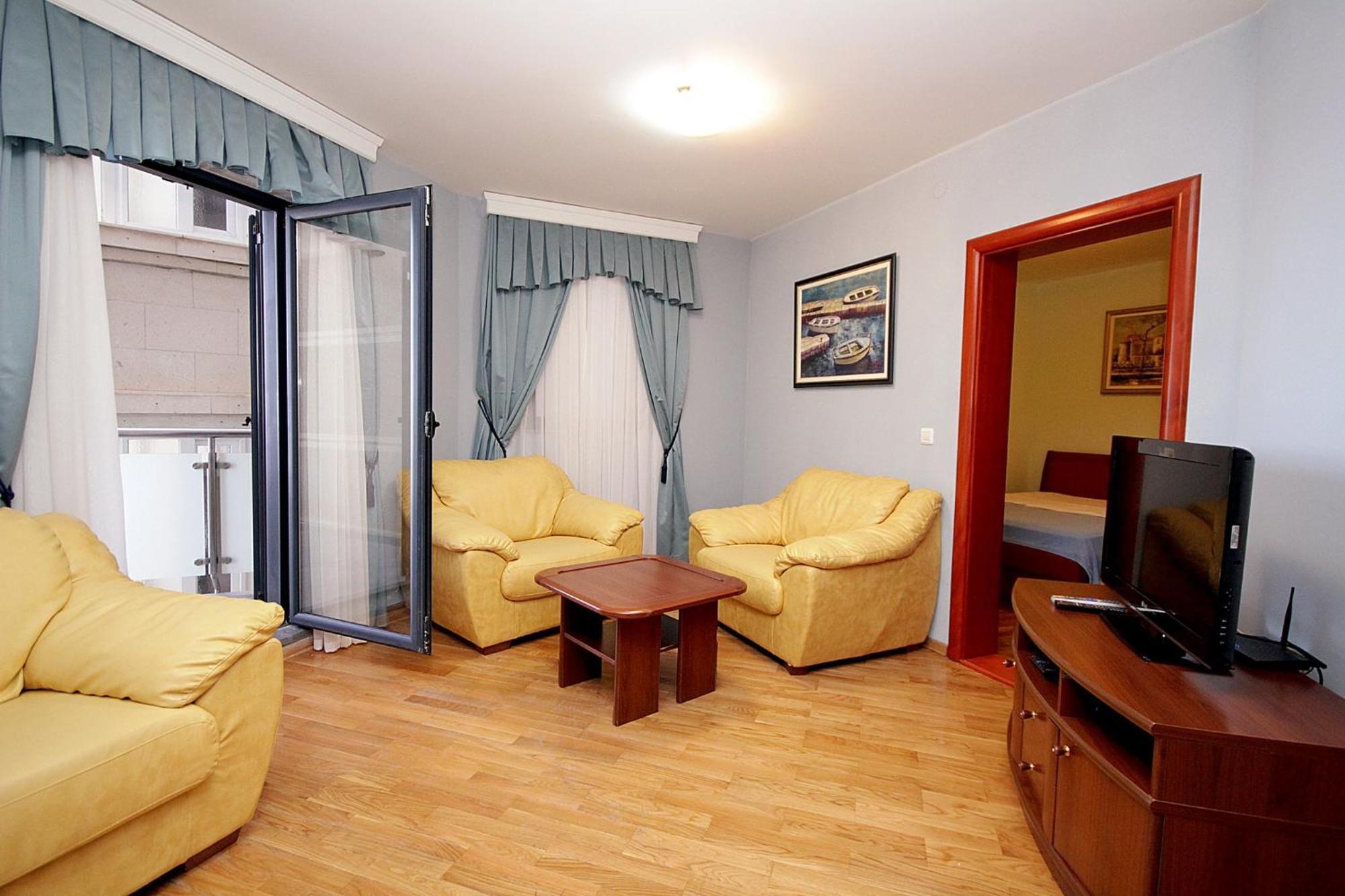 Plava Vila Beach Apartments סבטי סטפן מראה חיצוני תמונה